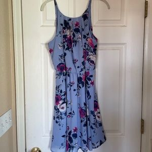 ✨WORN ONCE✨ WOMEN'S FRANCESCA'S BLUE RAIN FLORAL DRESS